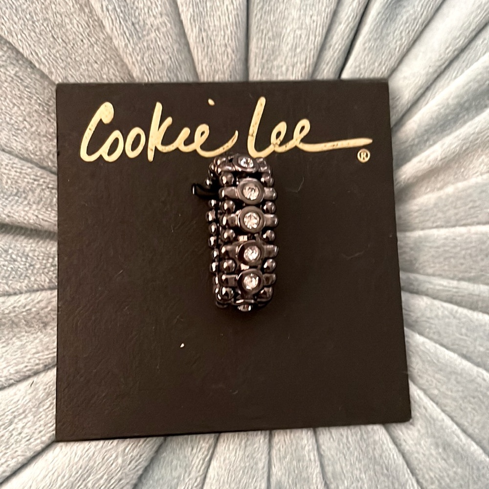 Genuine Crystal stretch ring